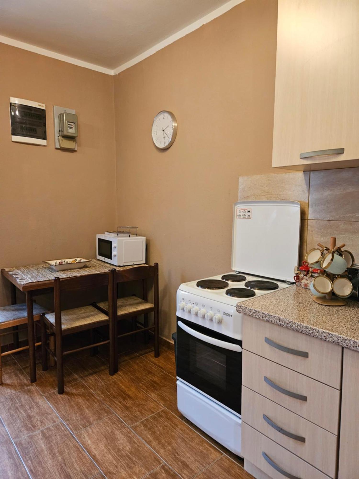 Apartment Aleksandar Котор Екстер'єр фото