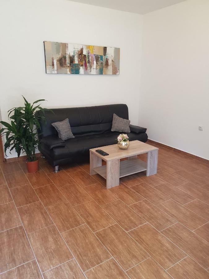 Apartment Aleksandar Котор Екстер'єр фото