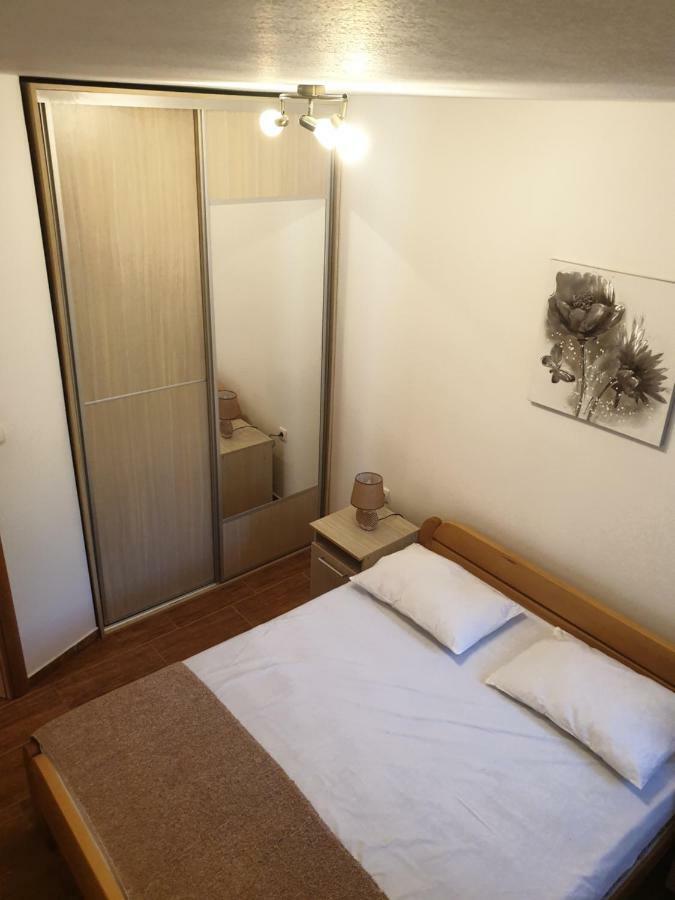 Apartment Aleksandar Котор Екстер'єр фото
